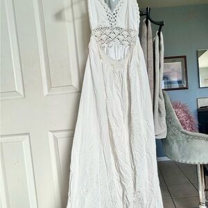 Elegant White Maxi Dress with Crochet